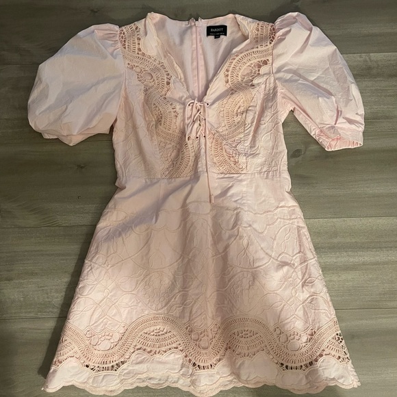 BARDOT Puff Sleeves And Cutwork Detail Embroidered Doily Dress - Picture 2 of 2